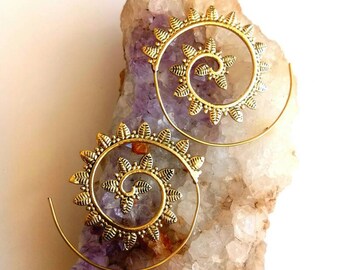 Brass Spiral Earrings. Brass Tribal Earrings. Boho Earrings. Gypsy Hoop Earrings. Ethnic Earrings. Indian Jewelry.