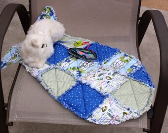 Cat Bed, Fish Shaped Cat Bed, Colorado Catnip Mat, Blue Cat Mat, Pet Supplies, Cat Accessories, Indoor Cat Mat, Pet Mats & Pads, Cat Blanket