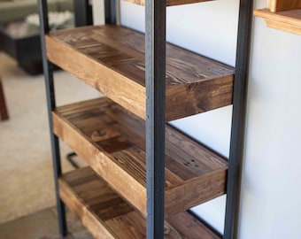 Pallet Wood and Metal Leg Bookshelf