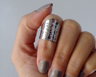 knuckle cuff ring / chevron knuckle ring / above the knuckle ring / silver midi ring / wide knuckle ring / shield ring
