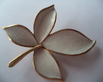 Vintage Signed JJ Goldtone/White Leaf Brooch/Pin
