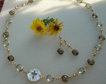 Necklace with amethyst and smoky quartz! Playful casualness!