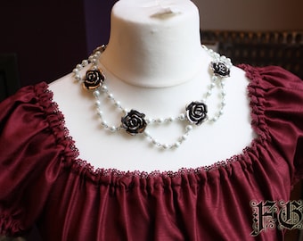 Charming Rose Elegant Pearl Necklace