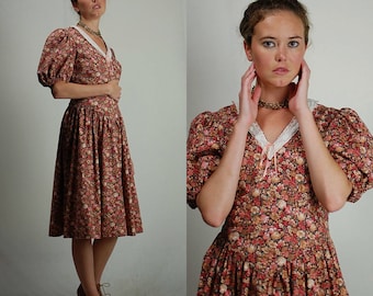 Prairie Dress / Vintage Dress / Vintage 70s / Cotton Dress / Day Dress / Floral Dress / Boho Dress / House Dress / 70s Dress / Small Medium