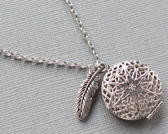 Feather Essential Oil Diffuser Necklace, Aromatherapy Locket, Oil Necklace, Aromatherapy Necklace, Oil Jewelry, Mother's Day gift