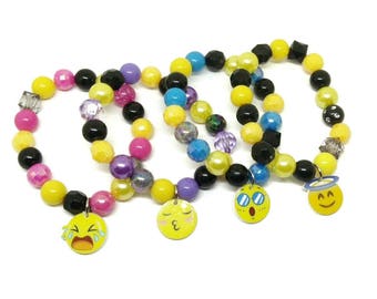 Emoji emoticon bracelets party favors - Premade or kits - Choose your amount!
