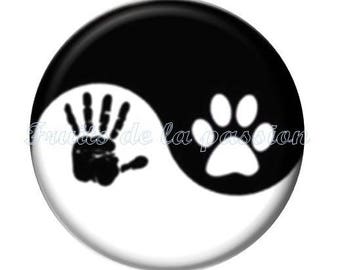 1 cabochon 25mm, vintage, round glass Yin Yang, black and white