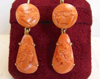Engraved Coral yellow gold Earrings