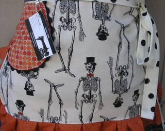 Womens Aprons - Skelton Aprons - Orange Aprons - Black Aprons - Skulls Aprons - Annies Attic Aprons - Tattoo Aprons - Tattoo Parlor Aprons