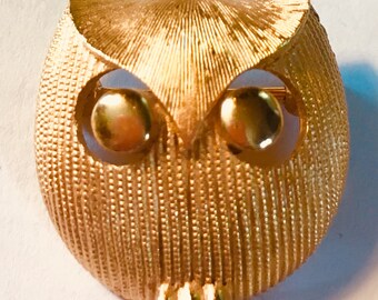 Gold Trifari Owl Brooch