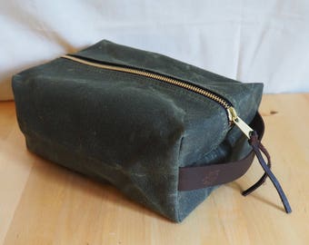 Waxed Canvas Dopp Kit / Toiletry Kit / Travel Bag / Shave Kit / Lined