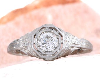 Vintage diamond engagement ring Antique | Edwardian | Art deco | .36 ct old European cut diamond | 18 kt white gold | Filigree | circa 1910