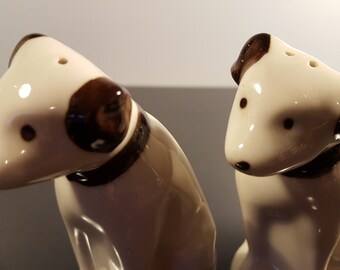 Vintage - Salt and Pepper Shakers