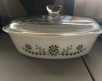 Ovenware small casserole dish with lid