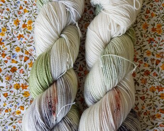 Scrivenshafts Quill Shop.4ply twist hand dyed sock yarn.