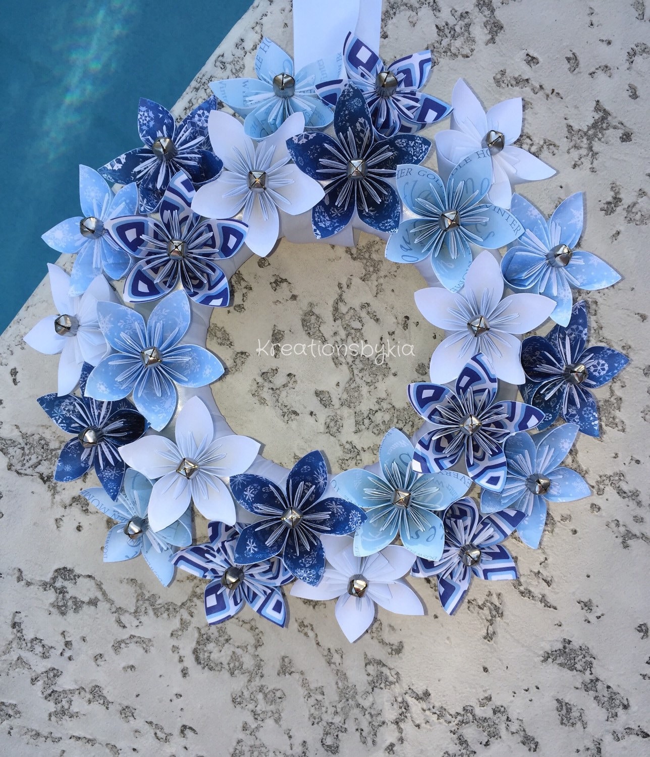 Origami Paper Flower Wreath / wedding decorations origami