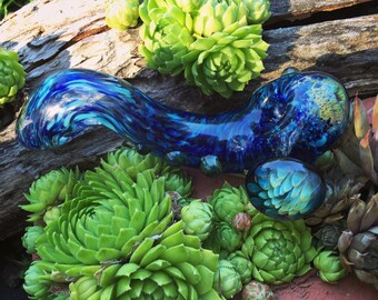 Glass smoking pipe. Sherlock pipe. Silver and Black Hills Gold fume implosion. Blue sherlock