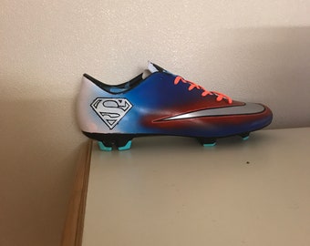 superman baseball cleats