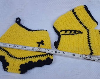 Vintage Crochet Pot Holders His and Hers