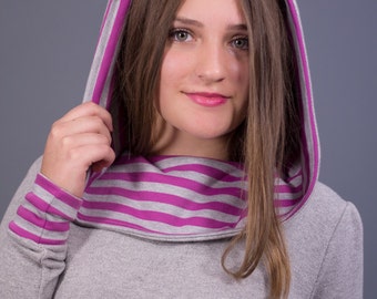 Hoodie in athletic gray with striped details