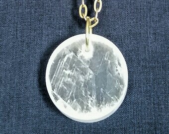 Crystal Selenite Necklace / Bridesmaid Gift Moon Jewelry / Healing Crystal Pendant / Dainty Necklace Clear Quartz Crystal Jewelry / Gift