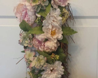 Summer wreath / holiday wreath / front door wreath / door wreath / spring wreath / peony wreath/ Easter wreath