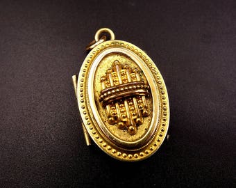 Victorian Gold Filled Locket, Oval Locket with Chain, Antique Photo Locket, Etruscan Revival Locket