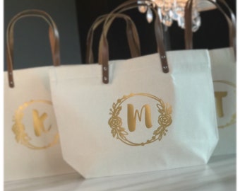 Bridesmaid Tote | Modern Bridesmaid Totes | Bridesmaid Tote Bags | Maid of Honor Tote | Personalized Bridesmaid Bags | Bridesmaid Gifts