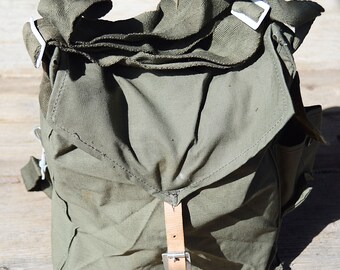 SALE! Distressed canvas bag, Vintage army canvas bag, USSR military bag, Green khaki bag, Haversack bag, Shoulder bag, Front Leather strap