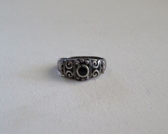 Vintage Sterling Silver 925 Onyx Ring, Womens Ring Size 6, HEAVY PATINA