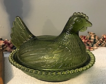 Vintage Avocado Green Hen on Nest Dish, Chicken on Nest Dish, Indiana Glass Hen on Nest Dish, Green Hen on Nest, Easter Dish, Candy Dish