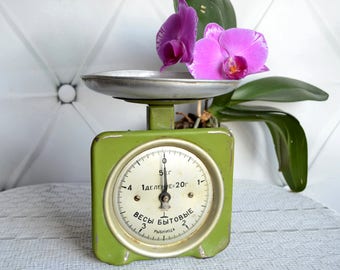 Vintage Kitchen Scale, Mid Century Balance, Antique Scale, Rustic Display Stand, Rustic Kitchen Decor,
