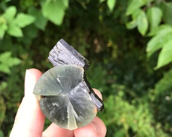 Prehnite with Epidote - Mali