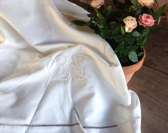 Beau monogramme ancien drap de lin B G initiales C 1900 mariage trousseau dot