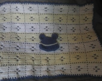 Newborn baby blanked and teddy bear hat