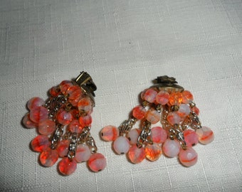 Vintage Silver Tone Multi Beaded Peachy White Clip-On Earrings