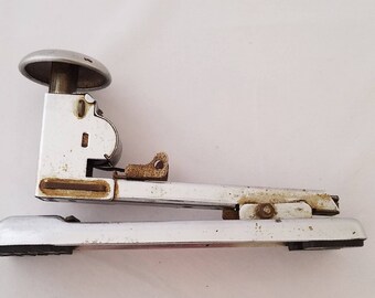 Vintage Chrome ACE PILOT 402 Stapler