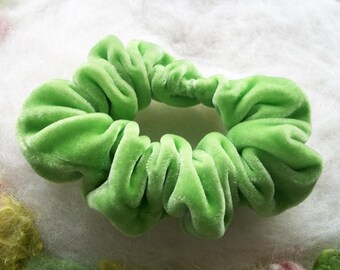 Hair Scrunchies Silk Velvet Hair Tie Retro Elastic No Slip Hair Accessory Velvet Pony Tail Holder Hair Wrap Bun Velvet Hair Elastic Handmade