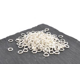 300 clear 4 mm silver rings