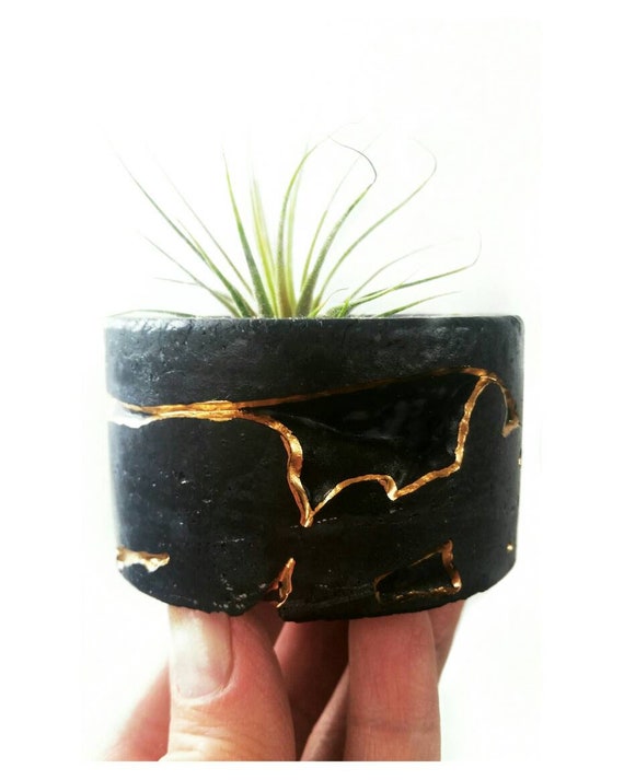 Black Concrete Air Planter,Modern planter,Cactus Planter,Air Plant, Ring Dish,Desk Planter, candle holder, Metallic planter,Mini Planter