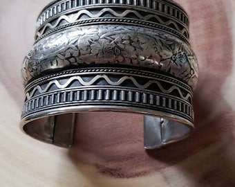 Tribal Cuff Bracelet!