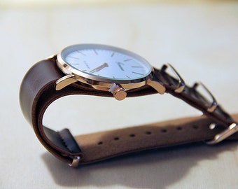 Mens Brown Leather Watch Vintage Styling Sporty and Dressy Authentic Leather Swiss Mechanism Handmade