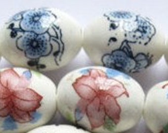 Porcelain Beads With Flowers, 2 Strand With 20 Beads Each Of 2 Colors, Pink And Blue.