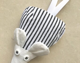 Lavender bags, Lavender sachet, Lavender sachet hanger, aromatherapy, home decor, gift, favours, drawer sachet, dried lavender sachet