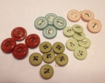 25 piece vintage button mix , 12 - 15 mm (24)