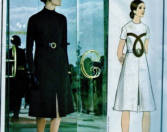 Molyneux Designer VOGUE Paris Original Pattern 2544 - Semi-fitted A-line Dress for Day or Evening * Size 8 * Bust 31.5