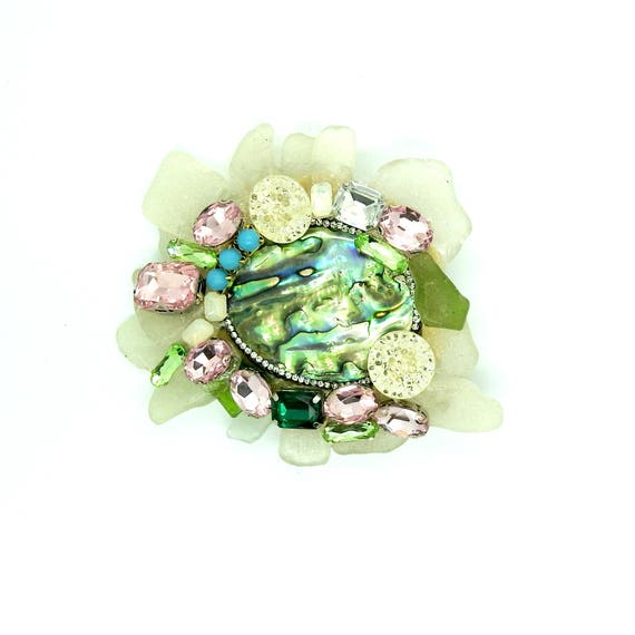 Extra large brooches
