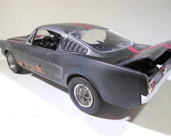 ScaleModel,FordMustang,RustedWreck,JunkerModel,JunkYard,MuscleCar,PonyCar