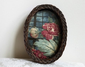 Vintage Small Wicker Tray With Glass Over Floral Fabric, Bohemian Shabby Cottage, Anthropologie Style