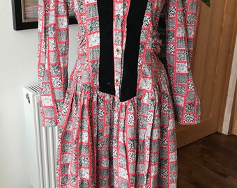 Vintage 1980s red and black day dress, vintage dress, 1980s dress, red dress, black dress, size 14, vintage ladies dress, day dress, velvet,